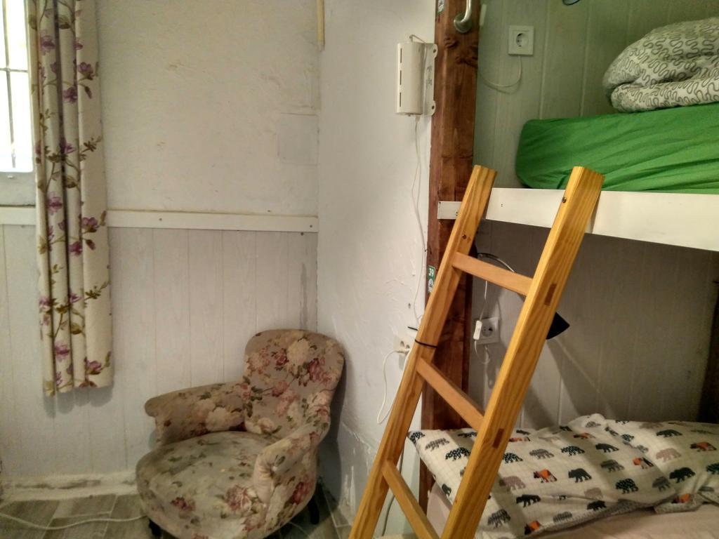 D'hostel Hostal