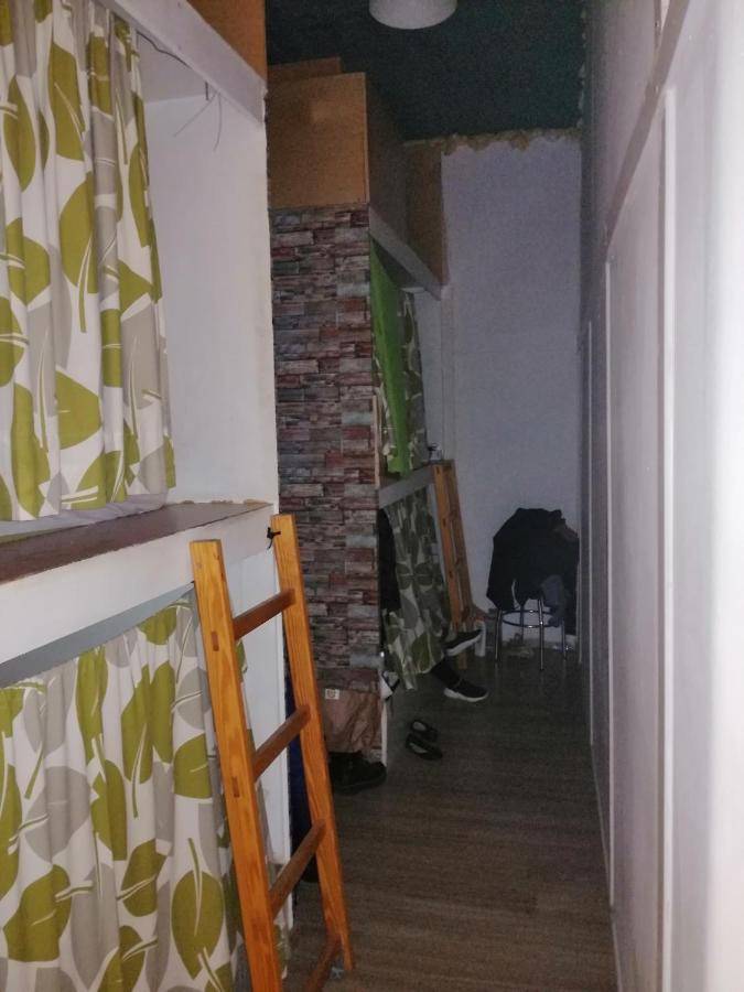 D'hostel Hostal *